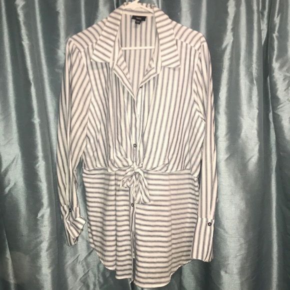 Mossimo Supply Co. Tops - 🔥🔥Mossimo Shirt🔥🔥